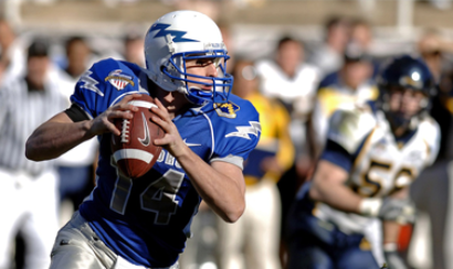 How did analytics end up in sports ?